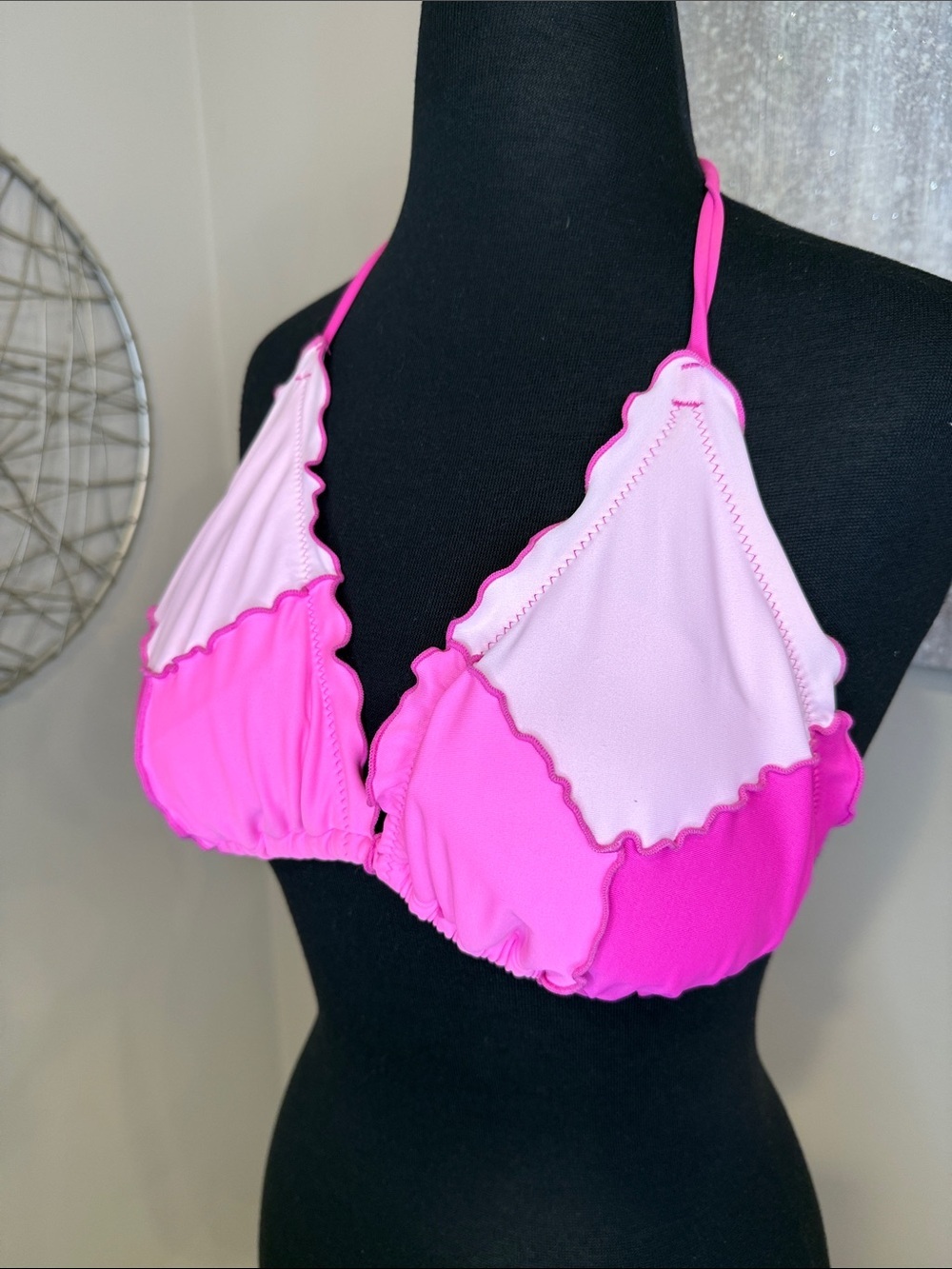 Pink Colorblock Ruffled Triangle Bikini Top size XL - Picture 2 of 3